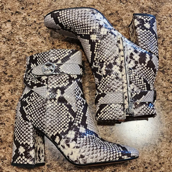 COACH "Elisa" Snakeskin-Printed Leather Heeled Boots - Black/Tan/White - Size 9 - Picture 4 of 13